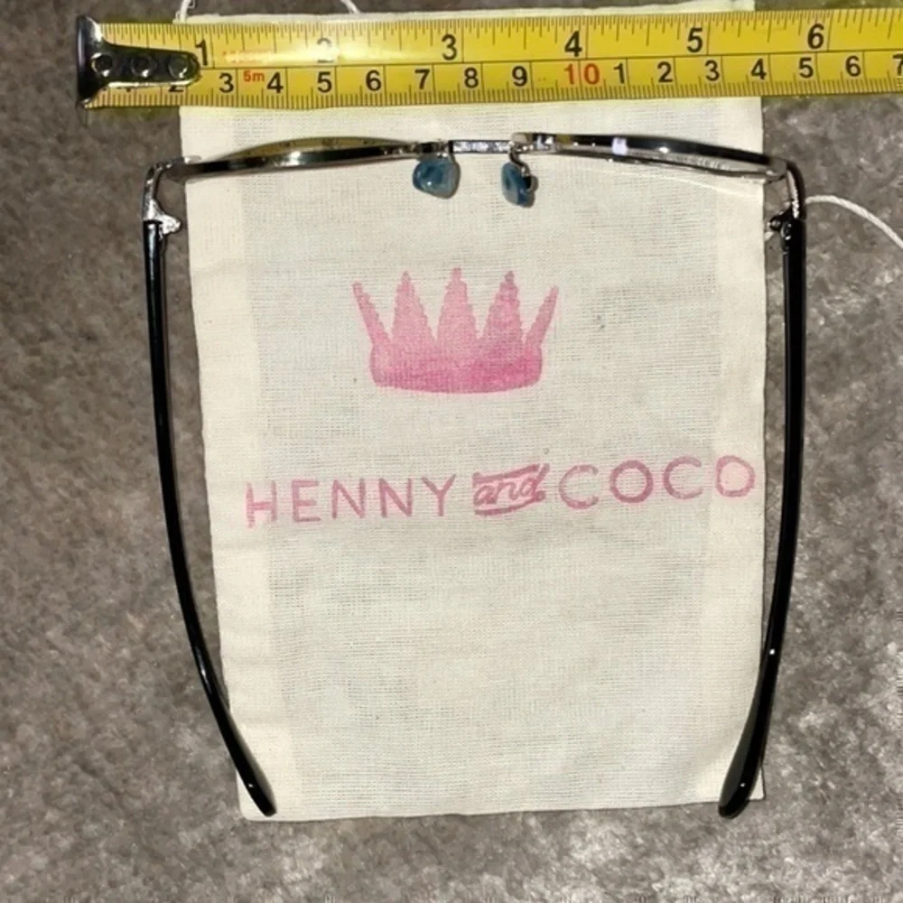Henny and CoCo Sunglasses in Hendrix Junior unisex size age 3-10 gently preloved
